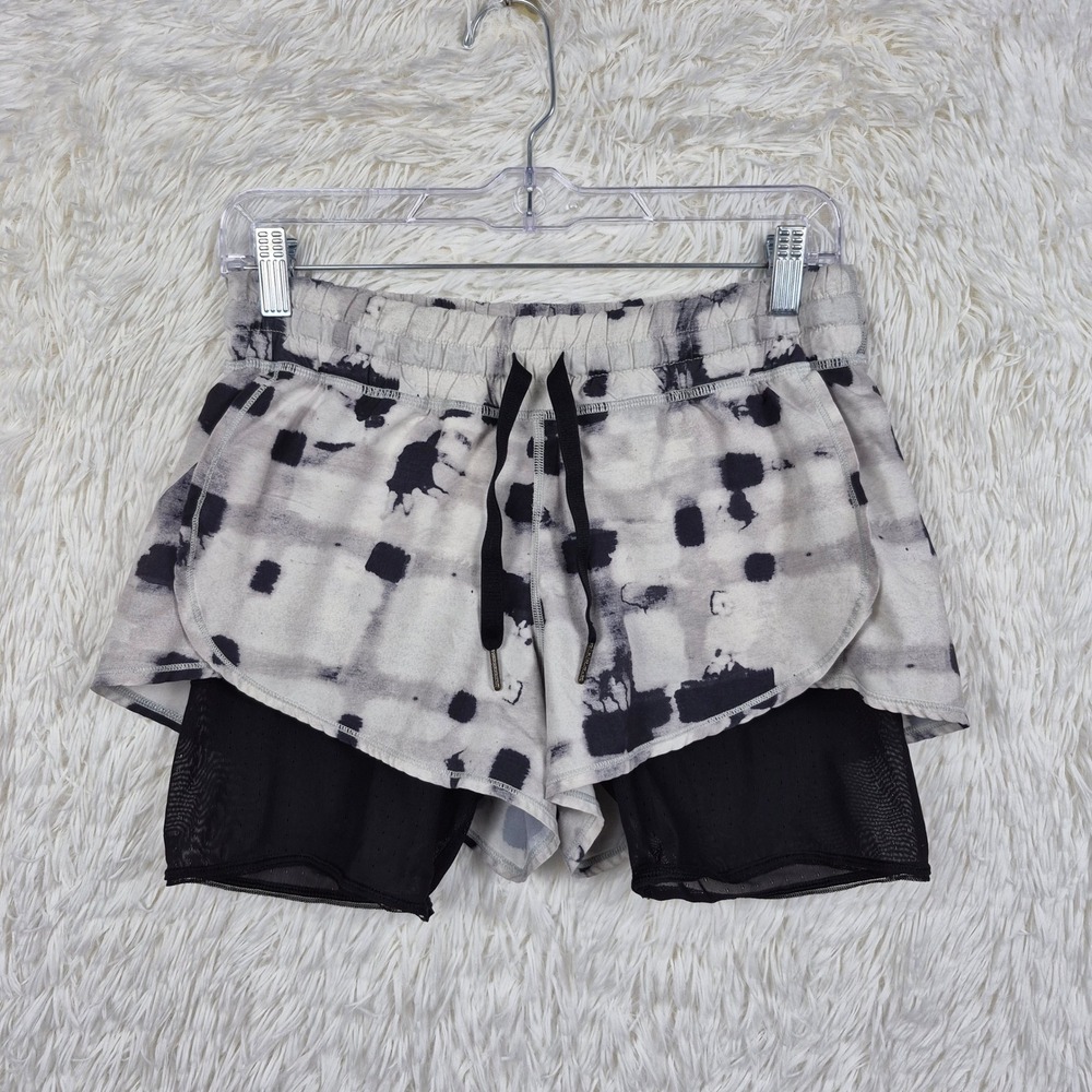 Lululemon 2-in-1 Hot To Street Tie Dye Mesh Liner Atheltic Shorts Womens Size‎ 6